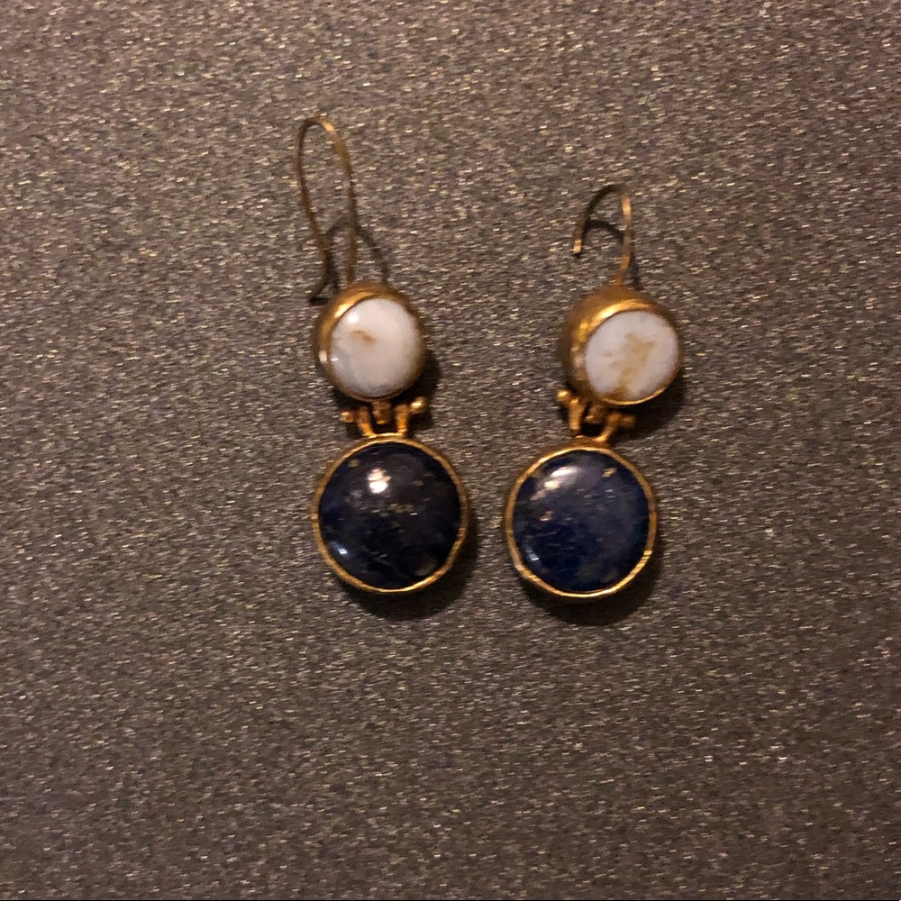 Gold earrings with blue stones